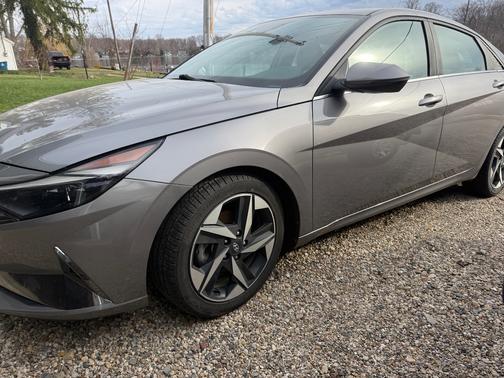 2023 Hyundai ELANTRA HEV Limited