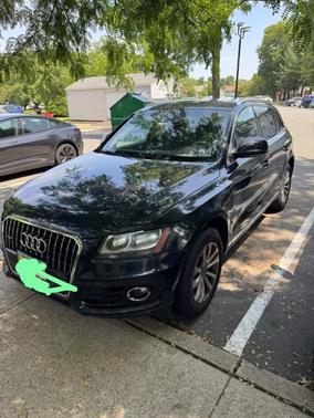 Black 2014 Audi Q5 2.0T Premium