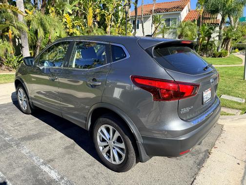 2018 Nissan Rogue Sport S