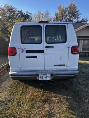 2000 Dodge Ram Van 1500