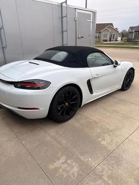 White 2017 Porsche 718 Boxster 718 Boxster