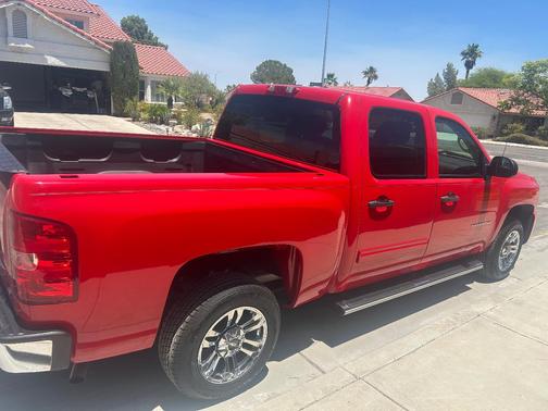 Red 2011 Chevrolet Silverado 1500 LT