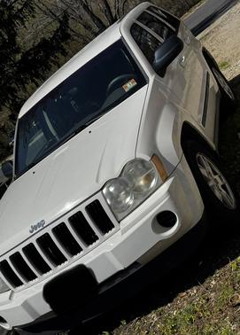 White 2007 Jeep Grand Cherokee Laredo