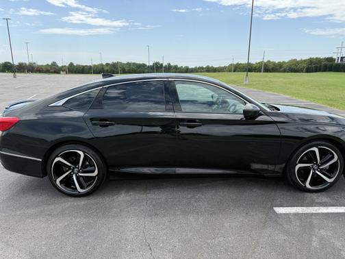 2022 Honda Accord Sport 2.0T
