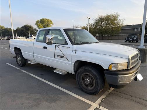 White 1996 Dodge Ram 2500 ST