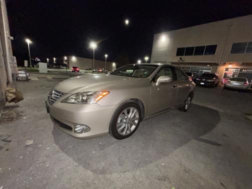 2010 Lexus ES 350 Base