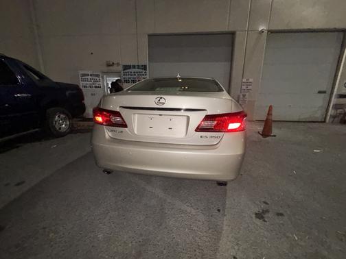 2010 Lexus ES 350 Base