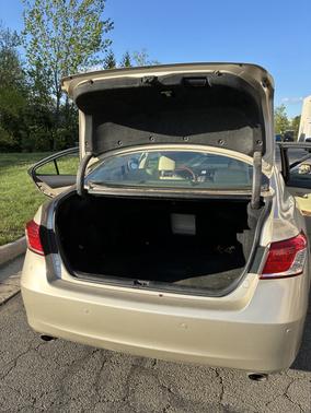 Beige 2010 Lexus ES 350 Base