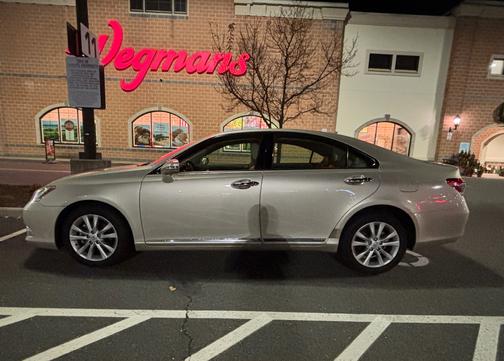 2010 Lexus ES 350 Base