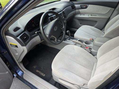 Blue 2008 Kia Optima LX