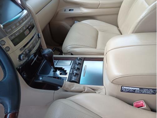 2010 Lexus LX 570 Base