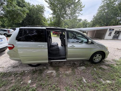 Gold 2007 Honda Odyssey EX
