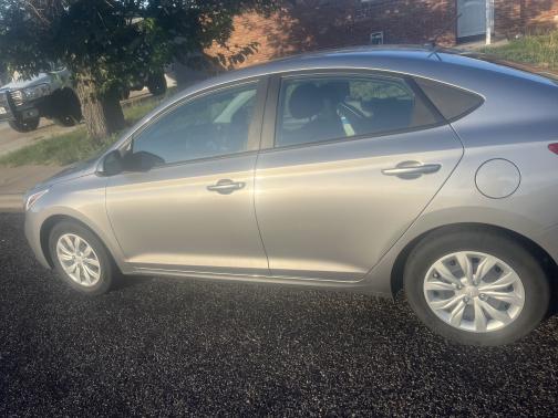 2022 Hyundai Accent SE