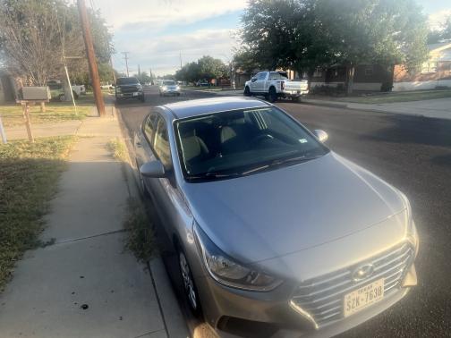 2022 Hyundai Accent SE