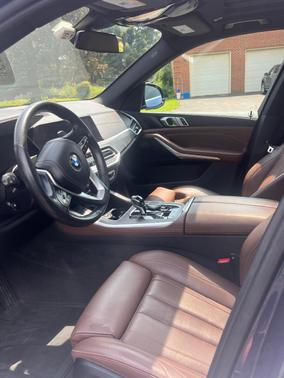 Blue 2022 BMW X5 xDrive40i