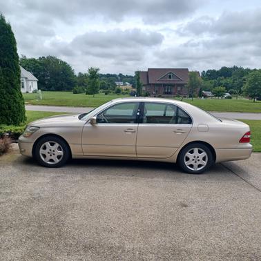 2004 Lexus LS 430 Base