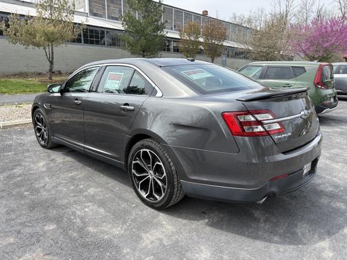 2015 Ford Taurus SHO