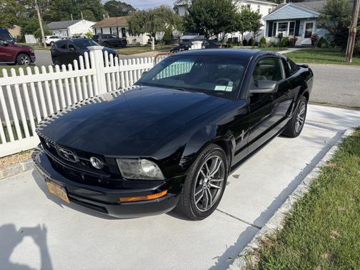 2007 Ford Mustang Premium