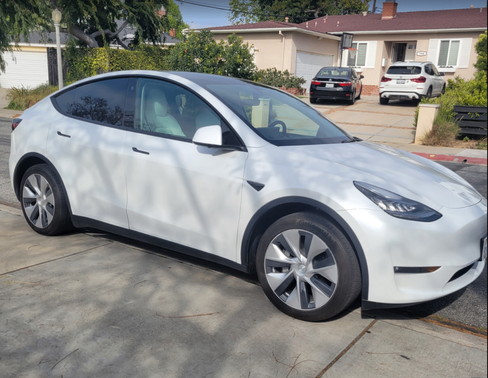 White 2021 Tesla Model Y Standard Range