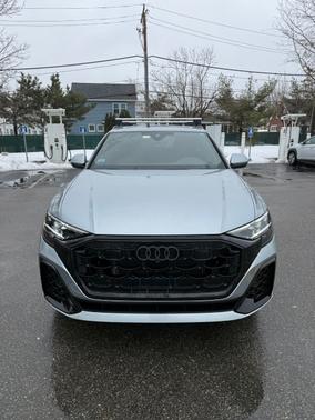 2024 Audi Q8 55 Premium Plus