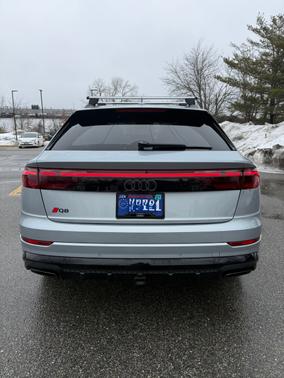 2024 Audi Q8 55 Premium Plus
