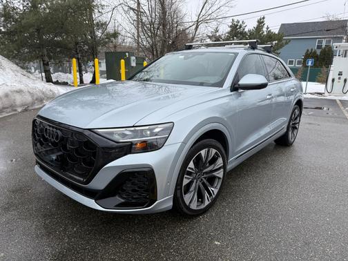 2024 Audi Q8 55 Premium Plus