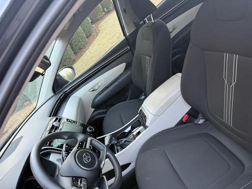 Gray 2023 Hyundai TUCSON SEL