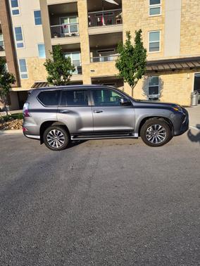 Gray 2022 Lexus GX 460 Luxury