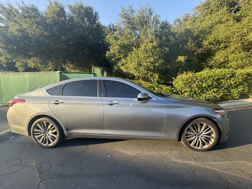 2015 Hyundai Genesis 5
