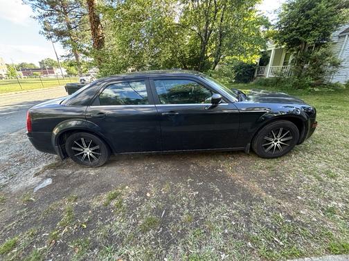 2007 Chrysler 300 Base