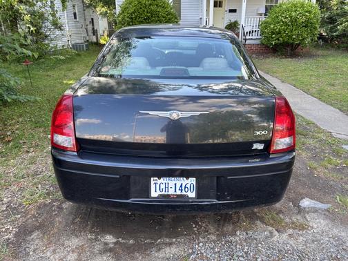2007 Chrysler 300 Base