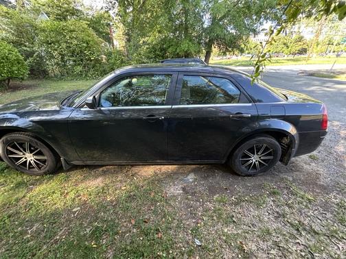 2007 Chrysler 300 Base