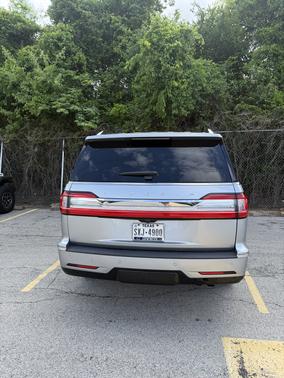Silver 2021 Lincoln Navigator Reserve