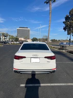 2018 Audi A4 2.0T Premium Plus