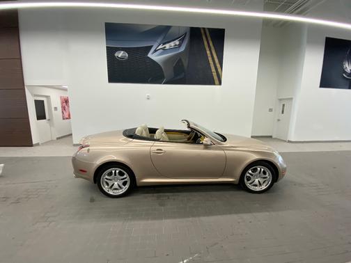 2004 Lexus SC 430 Base