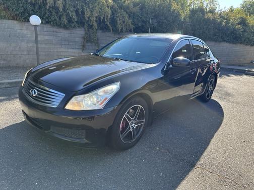 2009 INFINITI G37 x