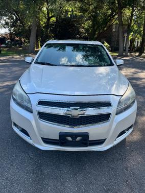 White 2013 Chevrolet Malibu 3LT