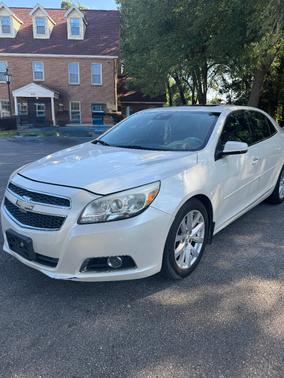 White 2013 Chevrolet Malibu 3LT
