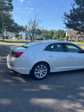 White 2013 Chevrolet Malibu 3LT