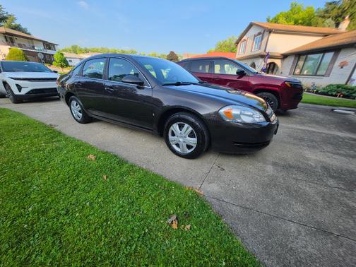 Gray 2008 Chevrolet Impala LS