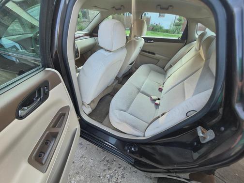 Gray 2008 Chevrolet Impala LS