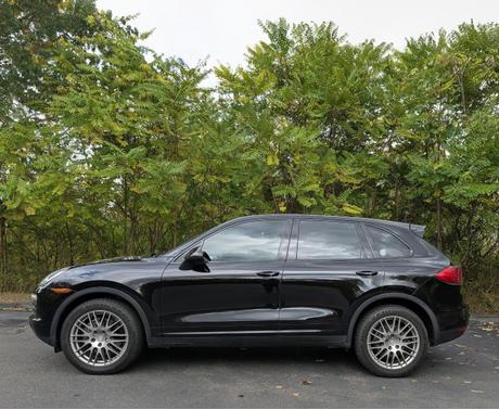 Black 2012 Porsche Cayenne Cayenne