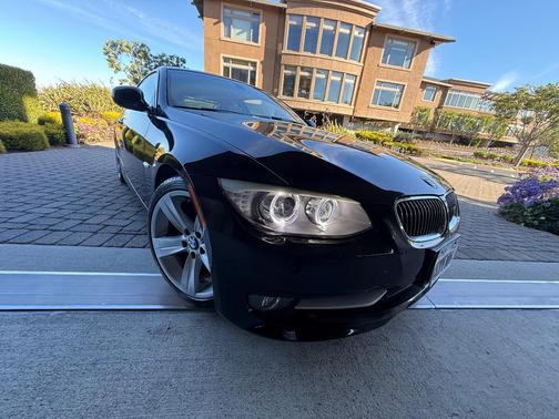 Black 2011 BMW 328 i