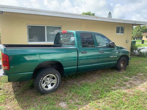 2004 Dodge Ram 1500 SLT Quad Cab
