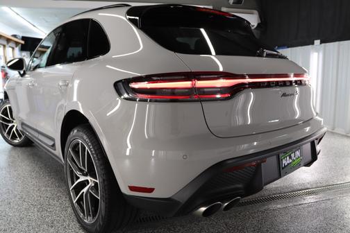 2024 Porsche Macan S