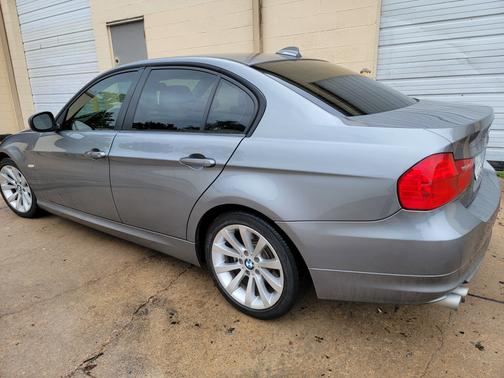2011 BMW 328 i