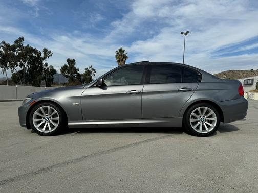 2011 BMW 328 i