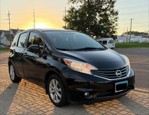 Black 2014 Nissan Versa Note SV