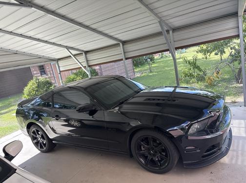 2013 Ford Mustang GT Premium