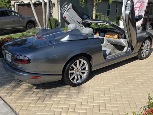 2006 Jaguar XK8 Base